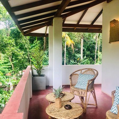 Appartamento Le Cabanon Dikwella Esterno foto