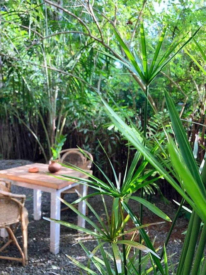 Appartamento Le Cabanon Dikwella Esterno foto
