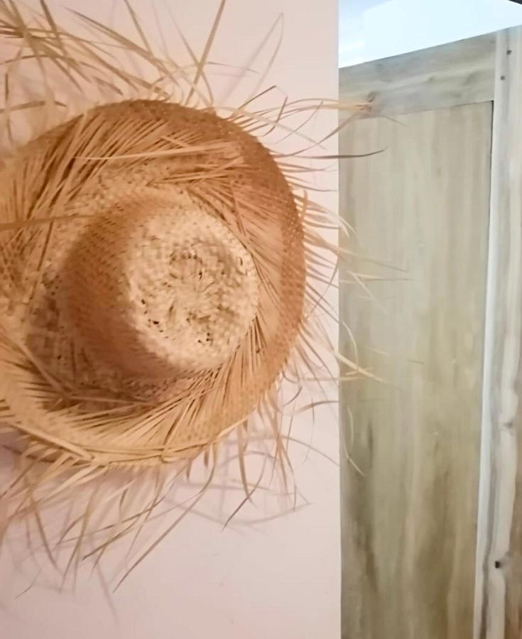 Appartamento Le Cabanon Dikwella Esterno foto